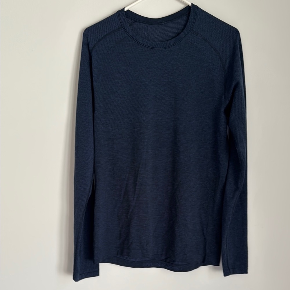 Men’s Lululemon Navy Blue Long Sleeve Shirt